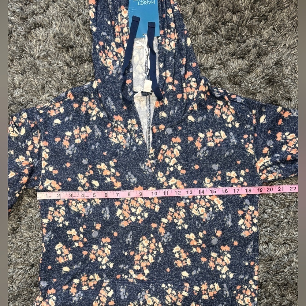 Floral Navy Women's Top - Picture 9 of 11